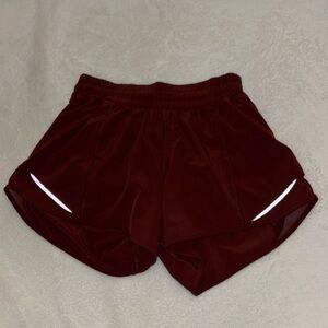 Lululemon Hotty Hot Mid Rise Maroon Shorts
